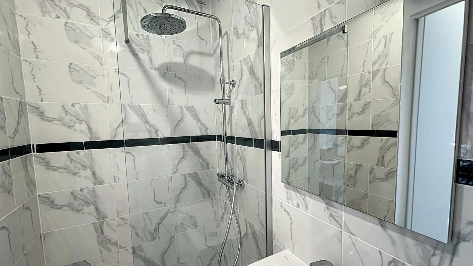 Apartment Suite Wutai Lyon France